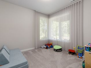 2934 SW Crestwood Dr #ID1283423P, Oak Harbor, WA 98277