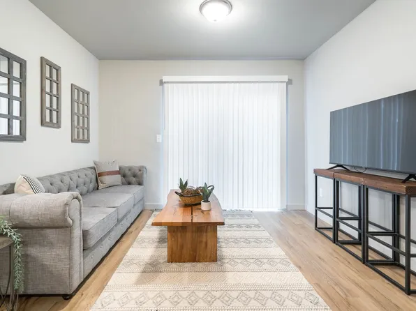 555 N. River Rd., 555 N River Rd #11, Cottage Grove, OR 97424