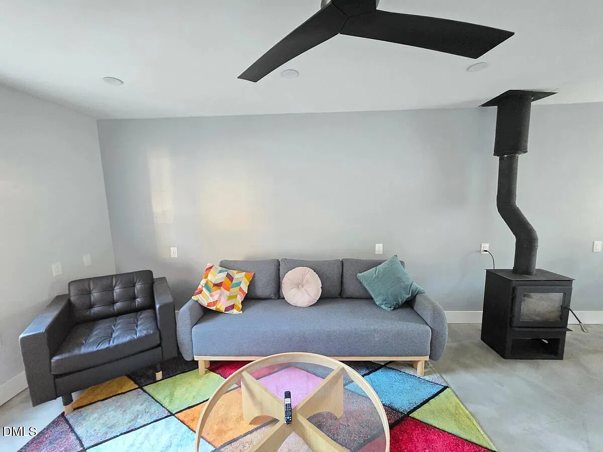 2 bed, 2.5 bath, 1000 sqft, $2,900 — Photo 1