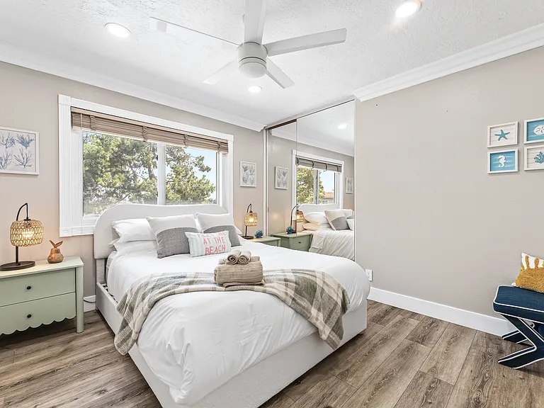 8641 Acapulco Cir — Photo 25