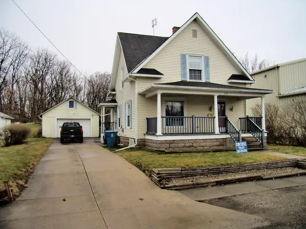 715 W Prospect St, Angola, IN 46703