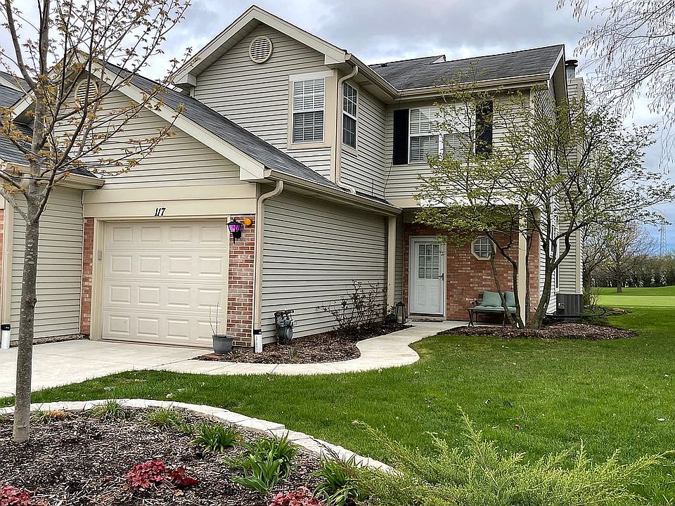 3bed/2.5bath with deck
