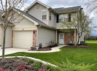 117 Golfview Dr, Glendale Heights, IL 60139