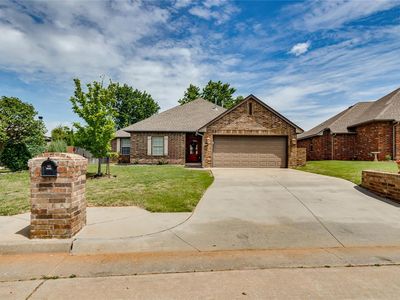 7020 Cherokee Xing E, Warr Acres, OK, 73132