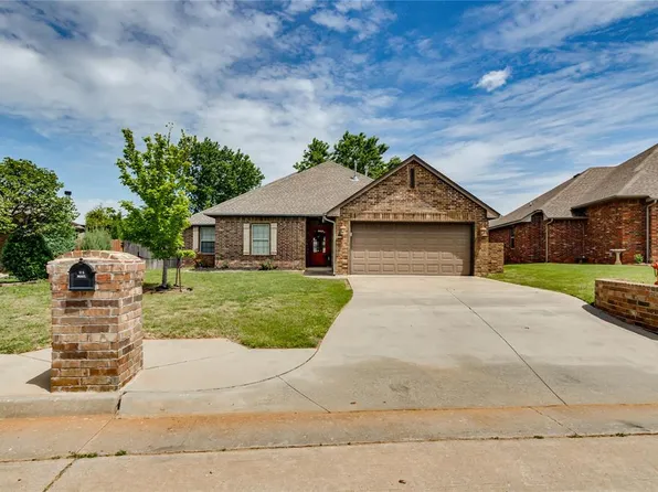 7020 Cherokee Xing E, Warr Acres, OK 73132