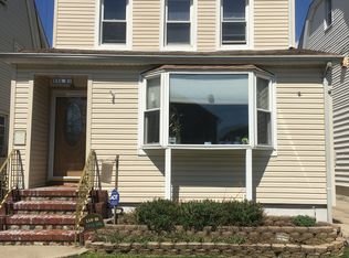 23801 88th Ave, Bellerose, NY 11426
