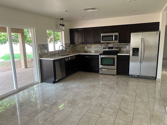 3rd image of 5820 S Beck Ave
