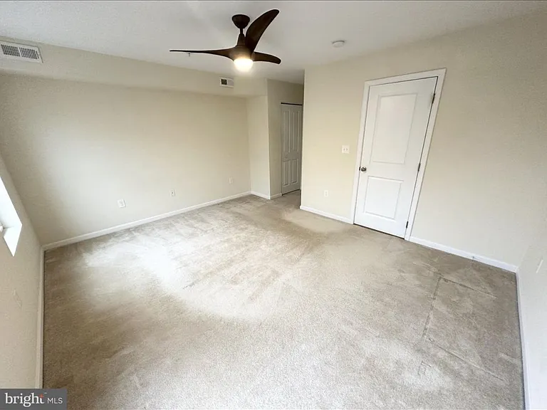 4629 Dillon Pl — Photo 13