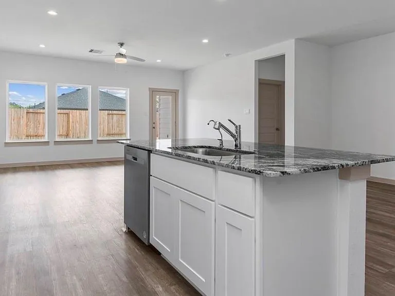 1039 Great Barracuda Ln — Photo 11