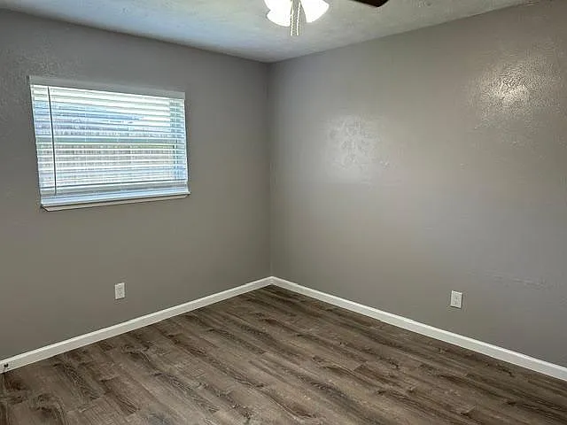 5033 Blue Glen Dr — Photo 10