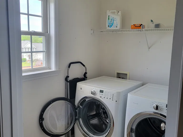 110 Amethyst Dr — Photo 24