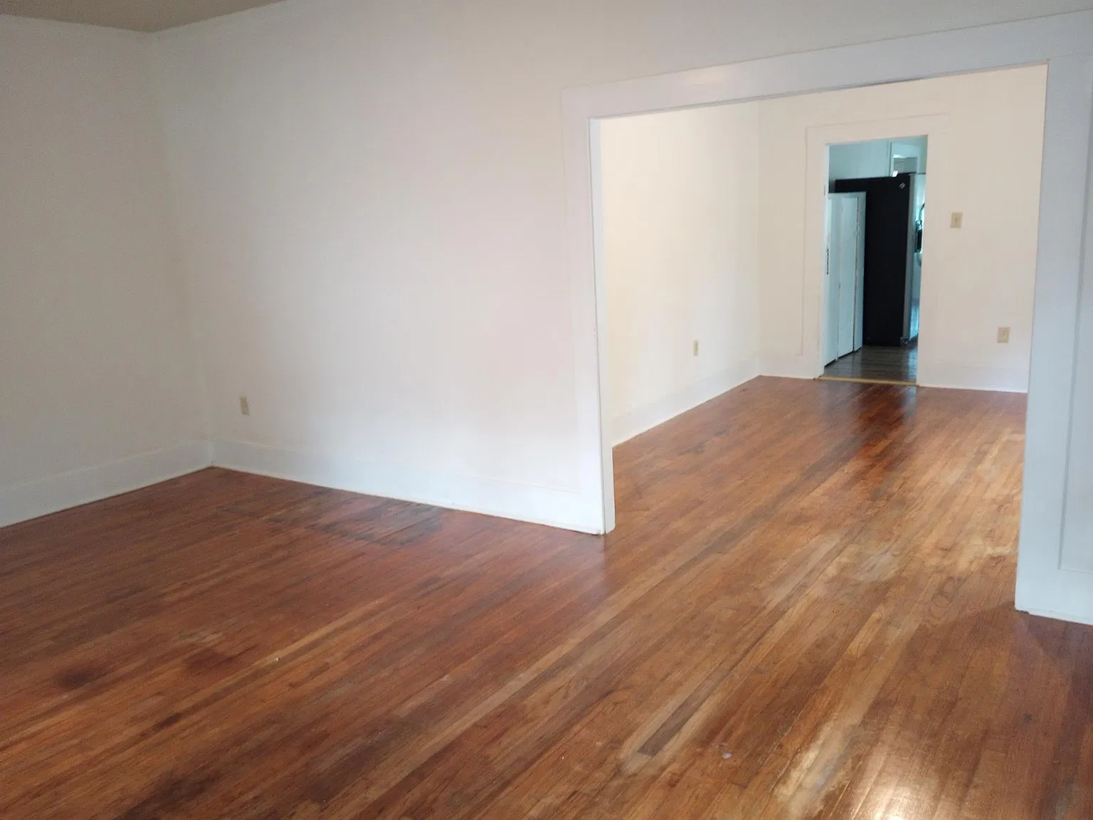 4 bed, 2.5 bath, 2480 sqft, $1,600 — Photo 4