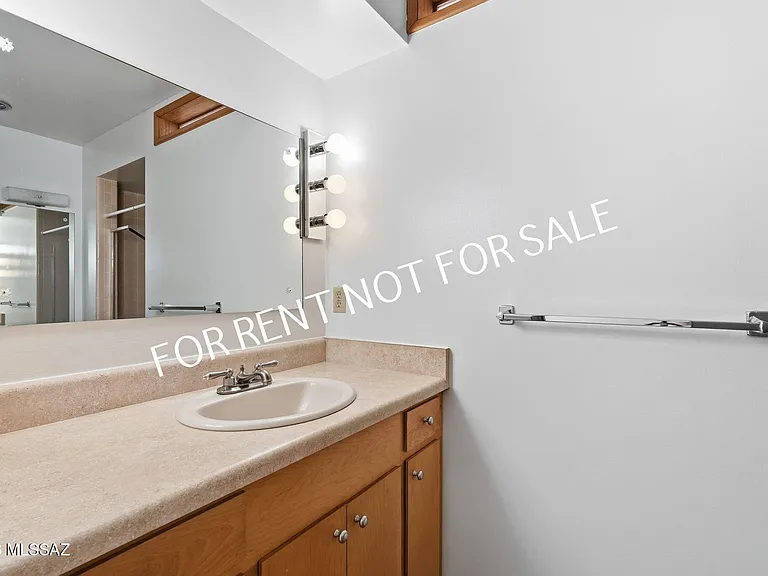 4565 E Quivira Dr — Photo 21