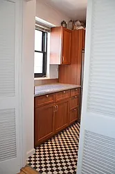 Sold by La Seven Inc.