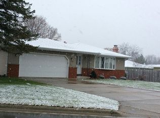 1014 Frost Rd, Sheboygan, WI 53083