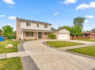 1225 Marie St, Dearborn Heights, MI 48127