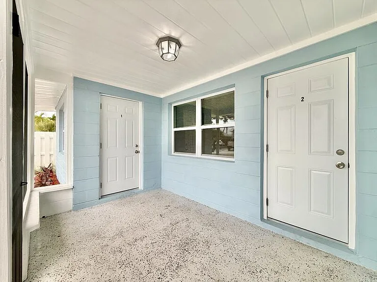 638 180th Ave E #1 — Photo 9
