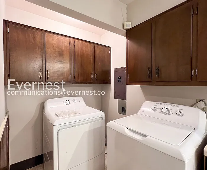 4984 Welchshire Ave — Photo 17