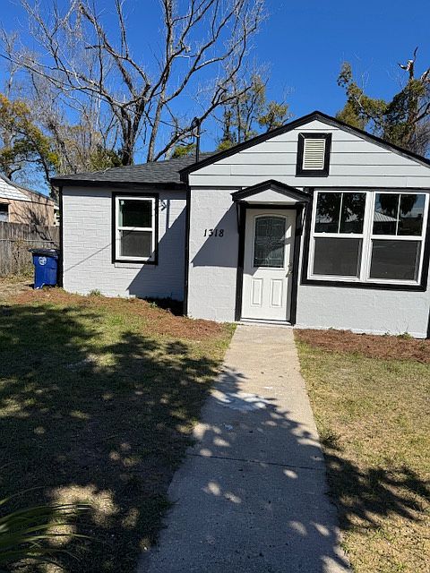 1st image of 1318 Lincoln Dr