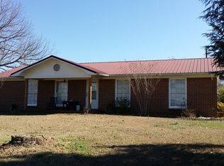 3422 County Road 79, Roanoke, AL 36274