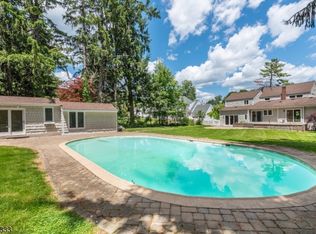 163 Sand Spring Rd, New Vernon, NJ 07976