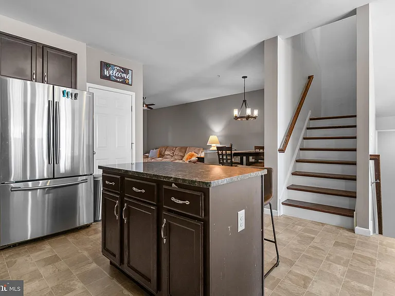 2109 Hayward Ave — Photo 11