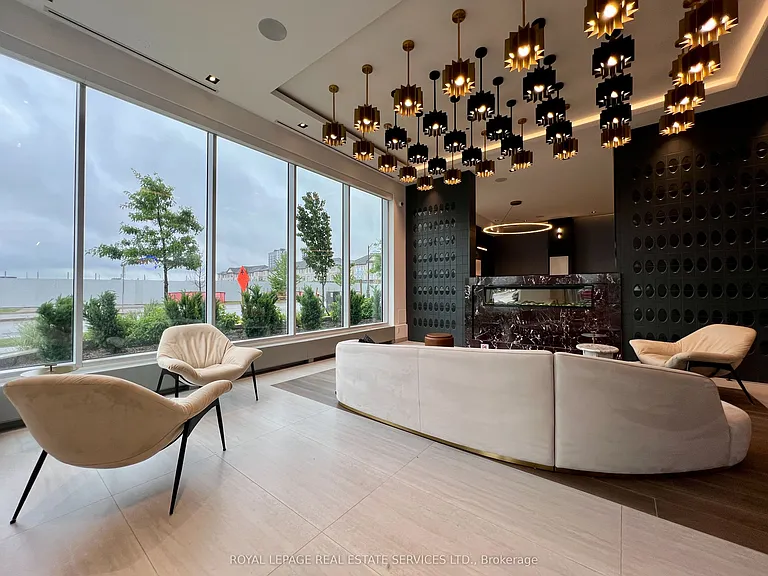 412 Silver Maple Rd #308 — Photo 4