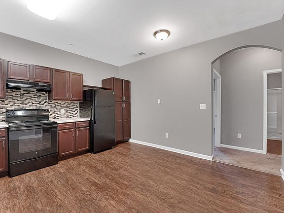 3rd image of 7774 Bedford Ct #7786-6