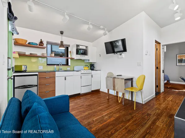 9081 Red Mountain Way, Victor, ID 83455