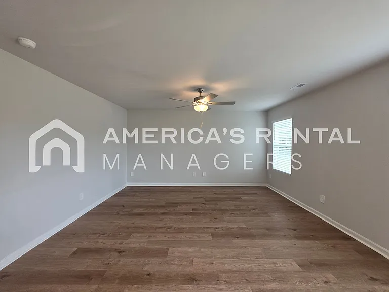 4115 Hudson Rd — Photo 15