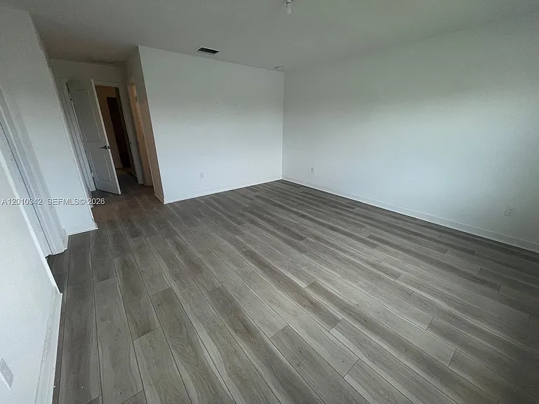 6909 Harbours Edge Ave #6909 — Photo 18