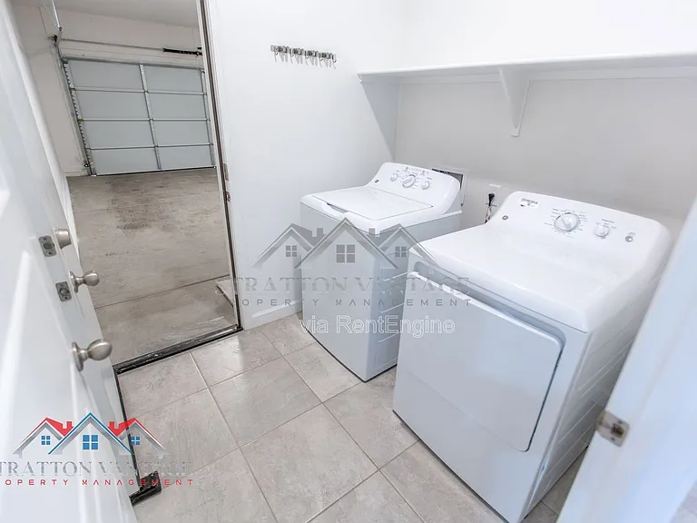 1673 N Wrigley Dr — Photo 20