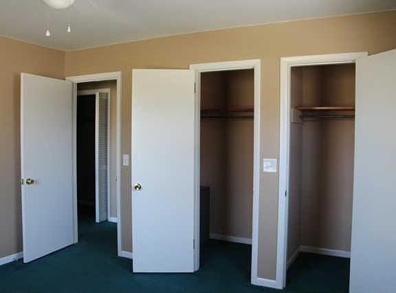 5th image of 148 Oak Valley Dr