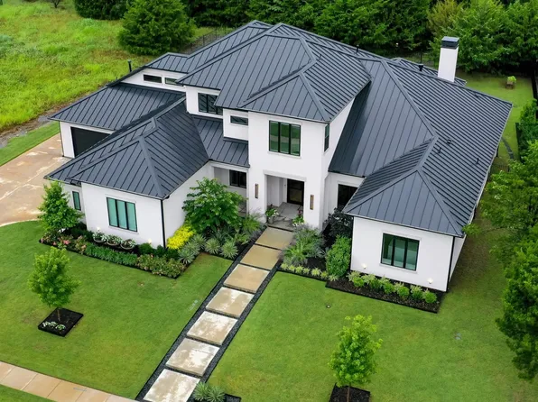121 Sawgrass Dr, Heath, TX 75032