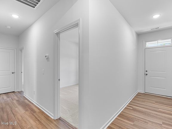 5th image of 1033 Brooke Ridge Lane #9