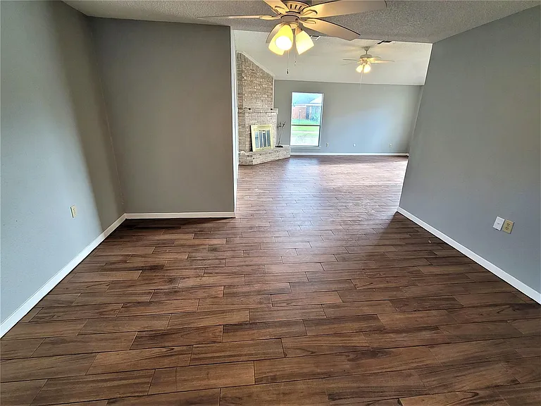 6102 Havendale Dr — Photo 5