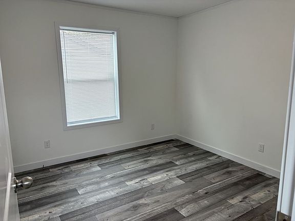4th image of 7116 123rd St #347