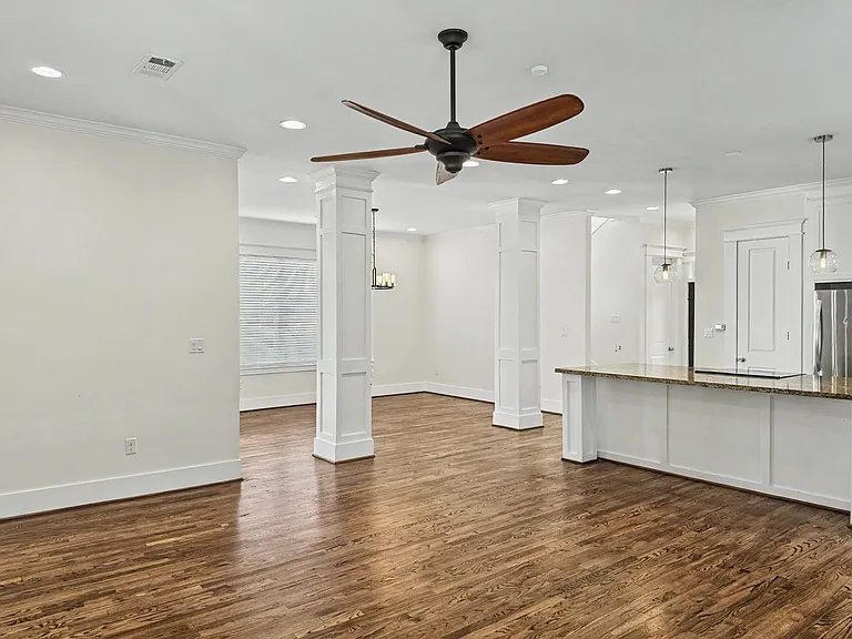 603 Archer St — Photo 8