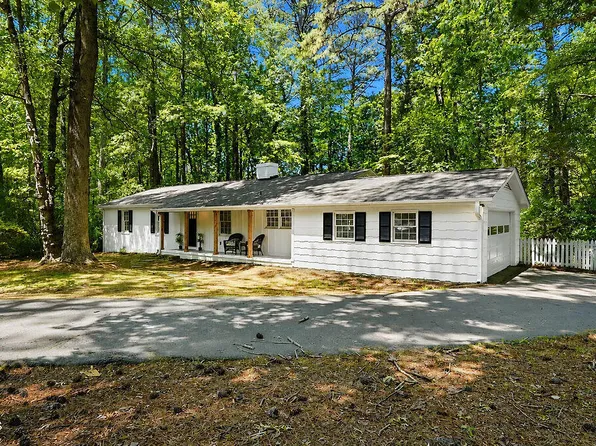 5112 Laurie Dr, Raleigh, NC 27606