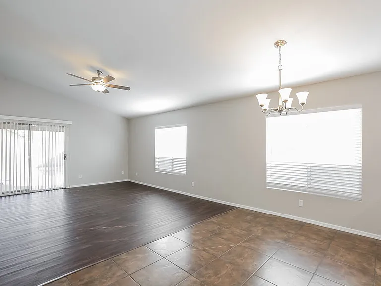 2718 W Pecan Rd — Photo 6