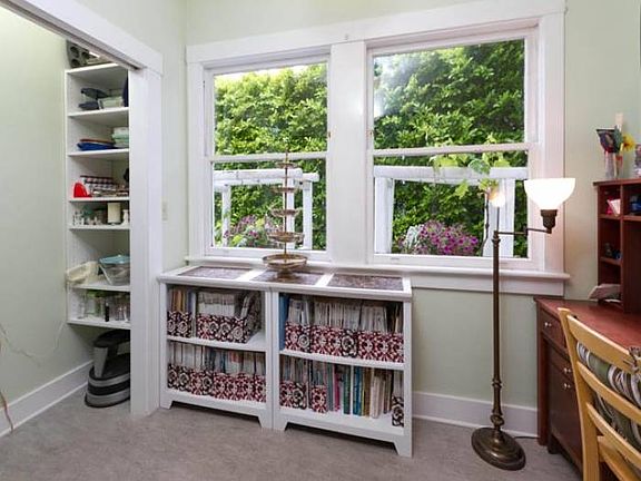 Nook with walk-in pantry