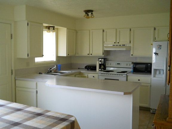 3rd image of 3195 N 41 E