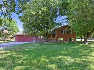 1625 N Single Tree Cir, Andover, KS 67002