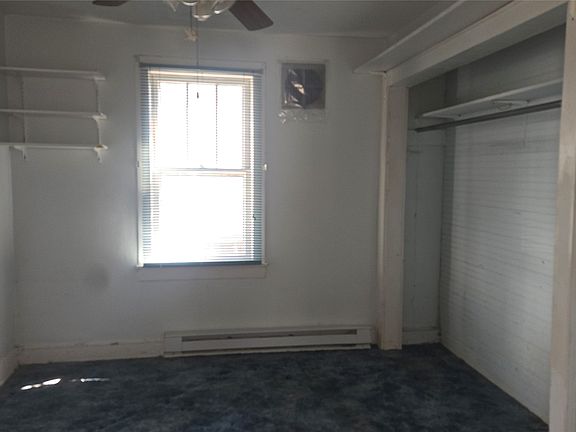 5th image of 112 E Wendell St