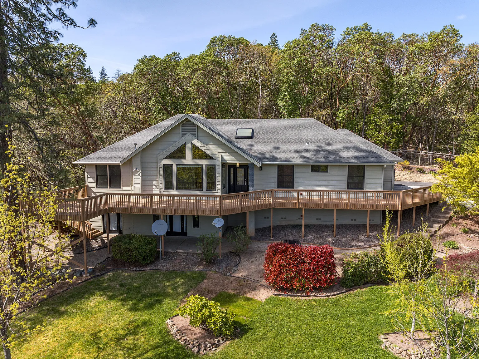 878 Jess Way photo 1