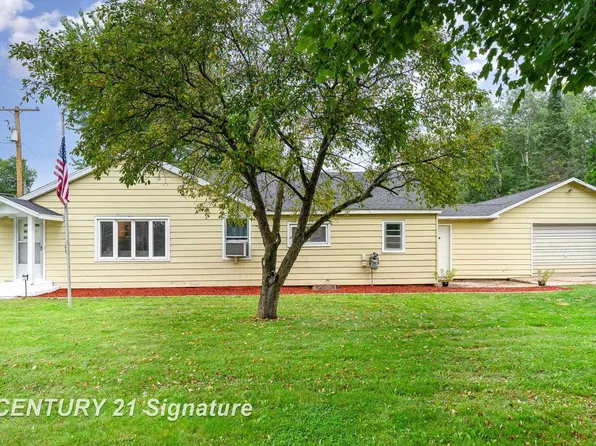 304 N Corning St, Farwell, MI 48622