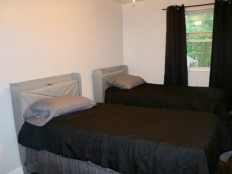 159 W Maryland Ave #2 — Photo 6