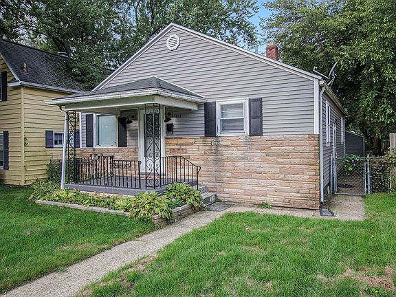 3rd image of 803 S 36th St