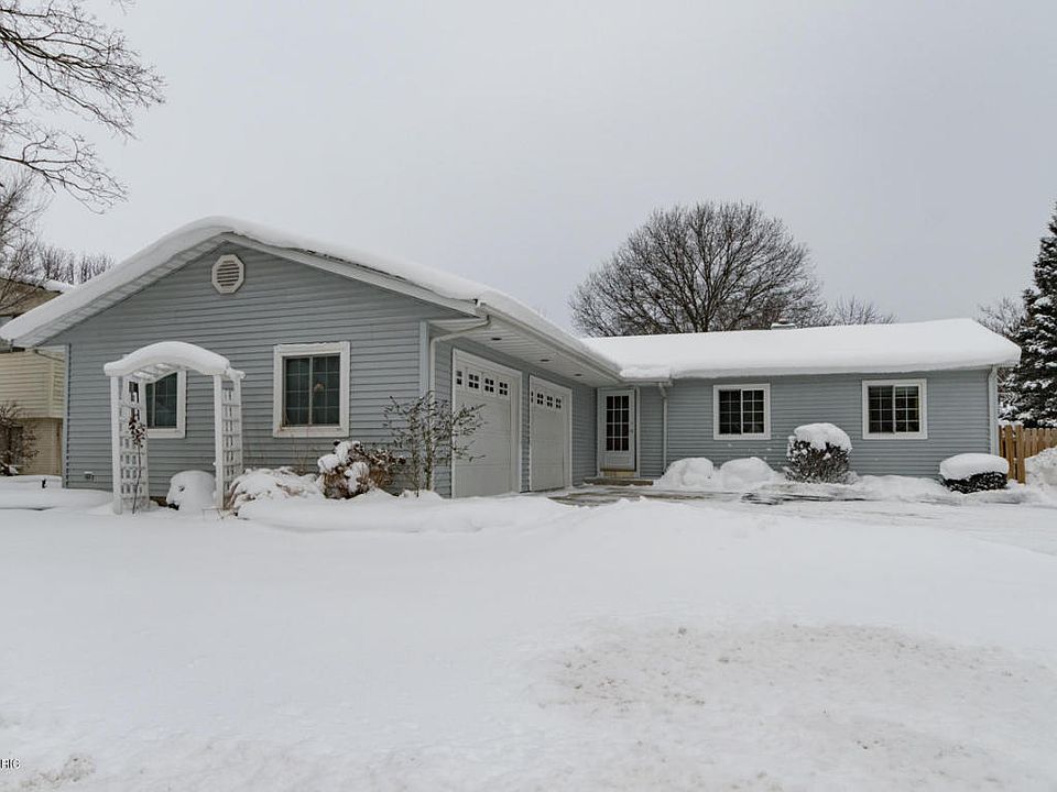 1st image of 7648 Oakland Dr