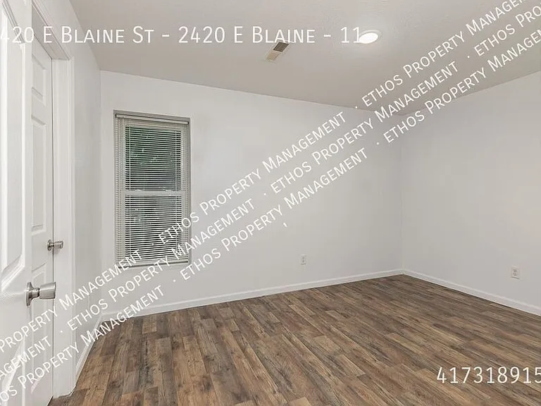 2420 E Blaine St #11 — Photo 13